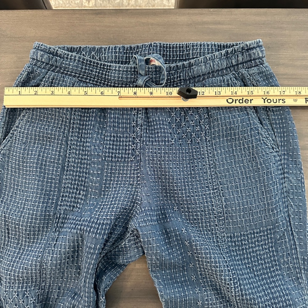 Johnny Was Luisa Embroidered Indigo Textured Jogger - Picture 4 of 4